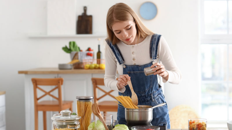 作り置きパスタを美味しく伸びないようにする方法